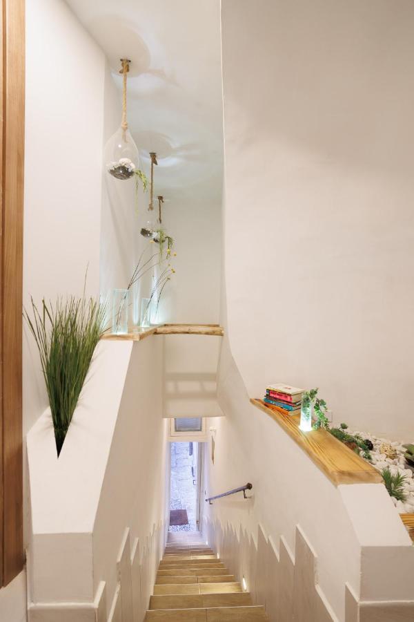 Legno Suite By Houseinเนเปิลส์ ภายนอก รูปภาพ
