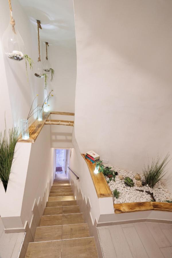 Legno Suite By Houseinเนเปิลส์ ภายนอก รูปภาพ